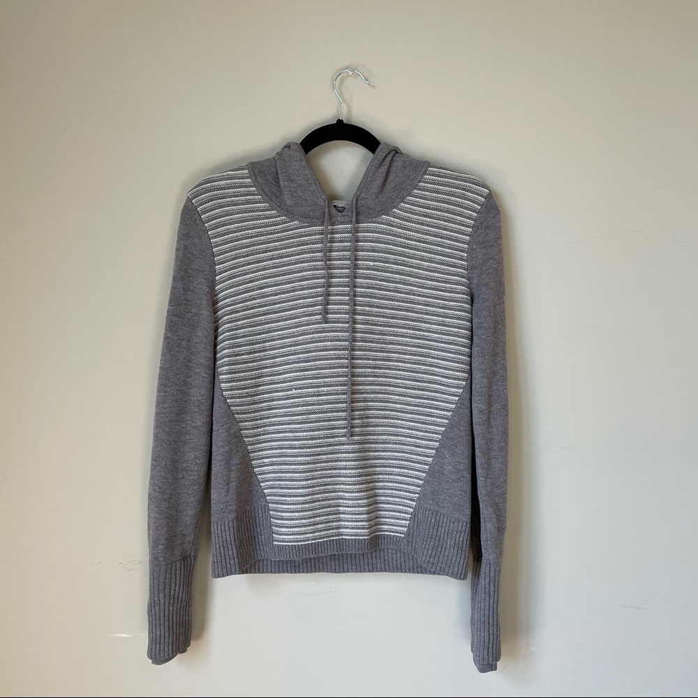 ATHLETA KNITTED SWEATSHIRT